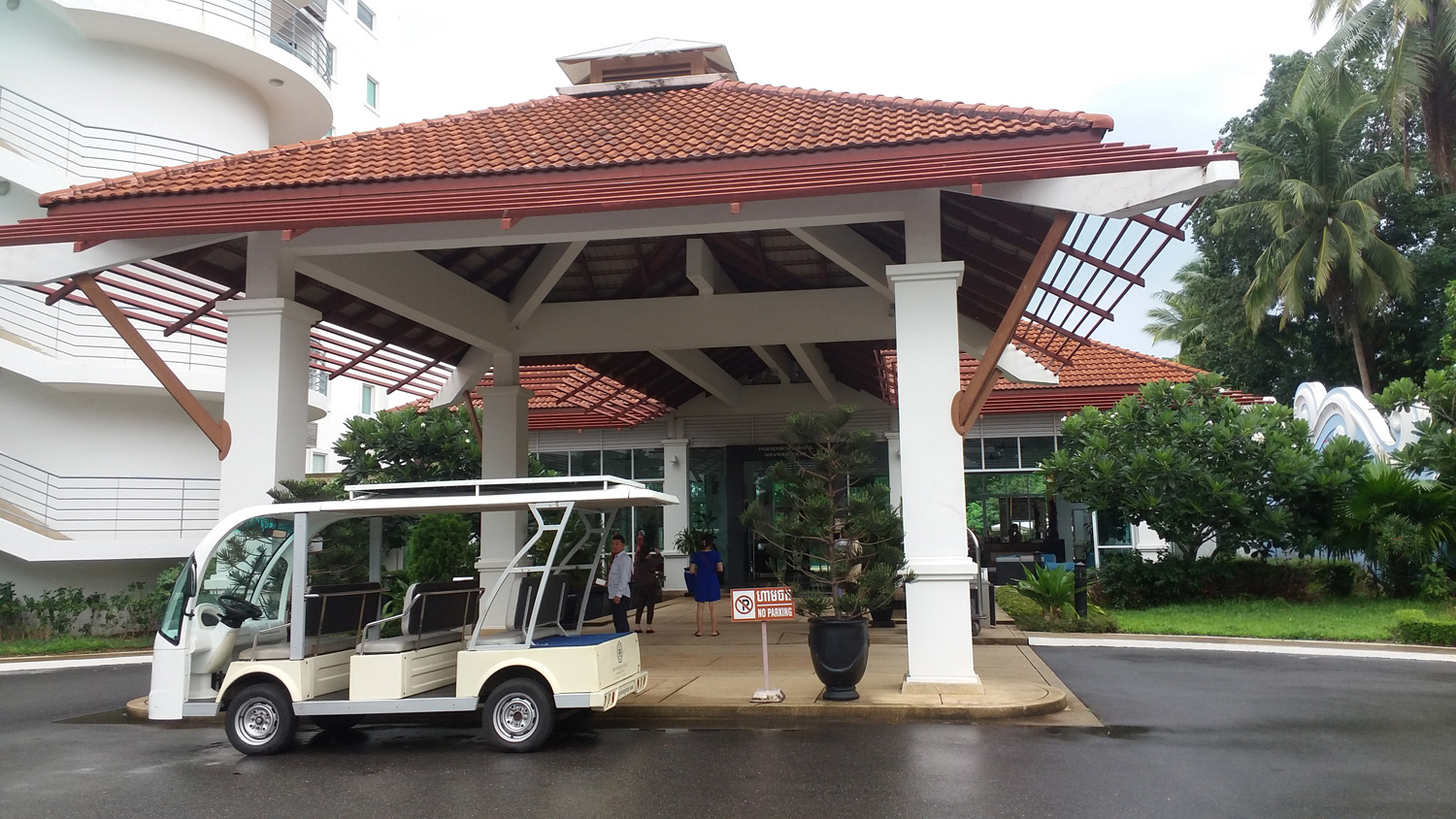 INDEPENDENCE RESORT & SPA (4 star in SIHANOUKVILLE)