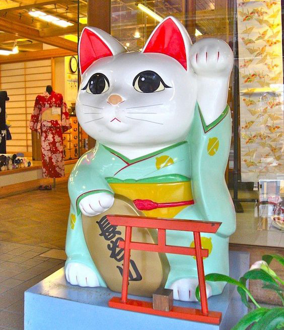 Mèo may mắn Maneki Neko