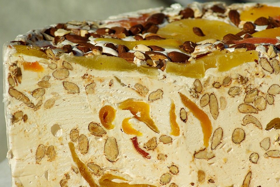 Kẹo Nougat