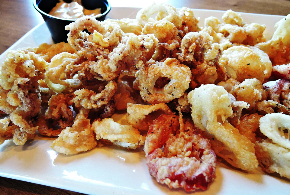 Mực tẩm bột chiên